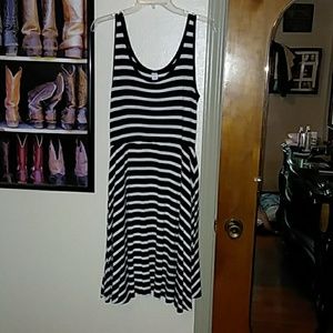 Old Navy Stripped Dress